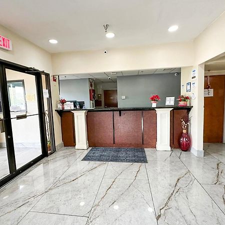 Oyo Hotel Rome West Ga Bagian luar foto
